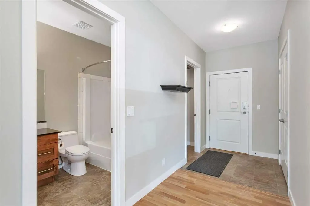 5110 36 Street, #115