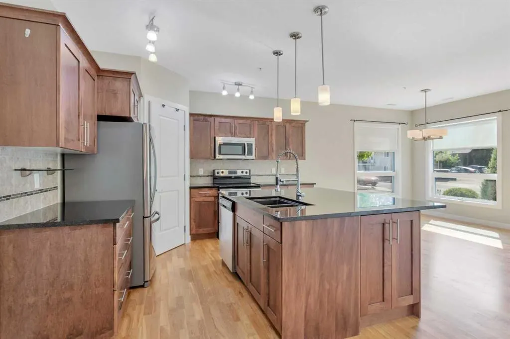 5110 36 Street, #115