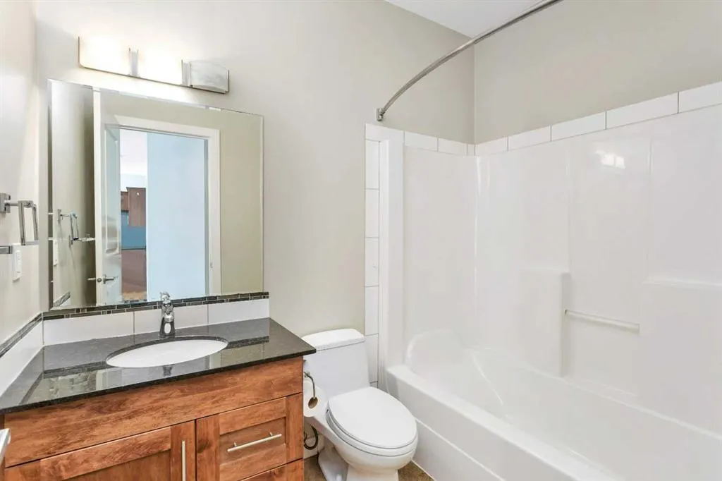 5110 36 Street, #115