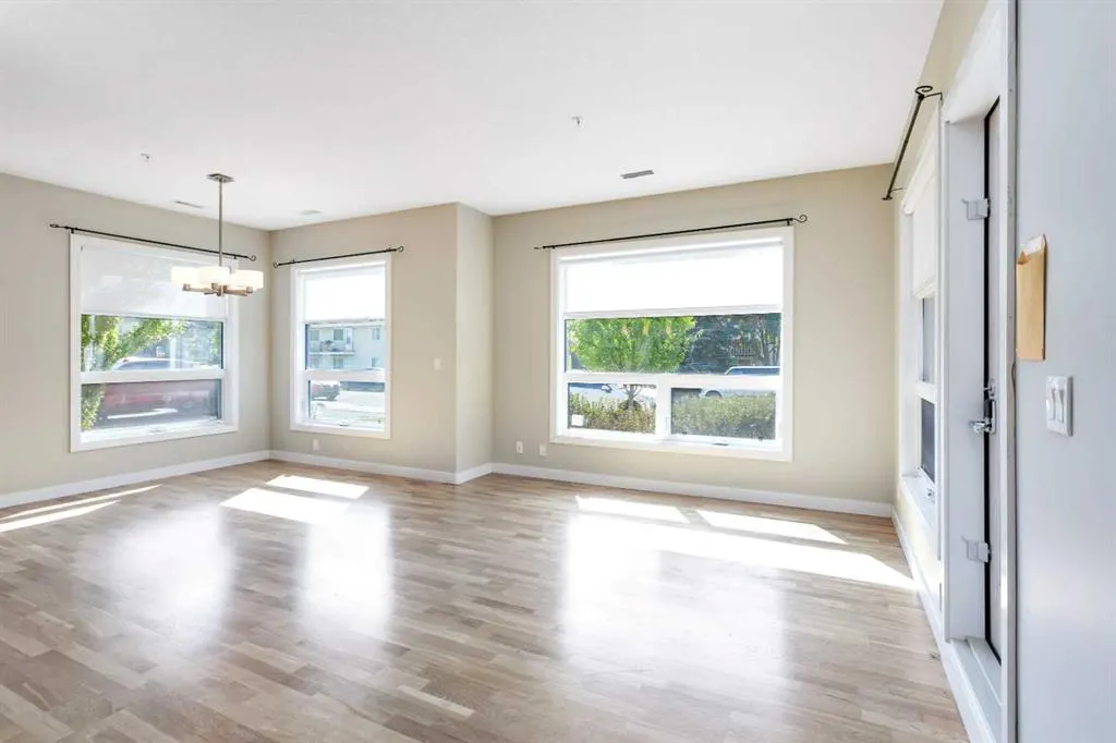 5110 36 Street, #115