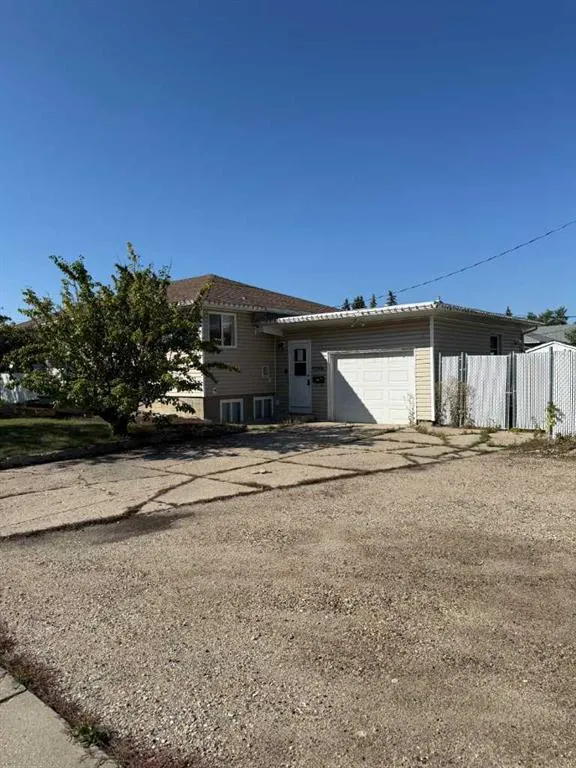 9204 100 Street