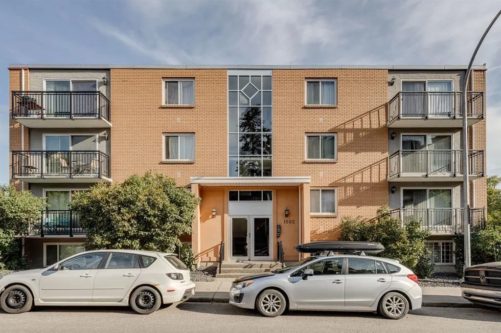 1502 21 Avenue SW, #202