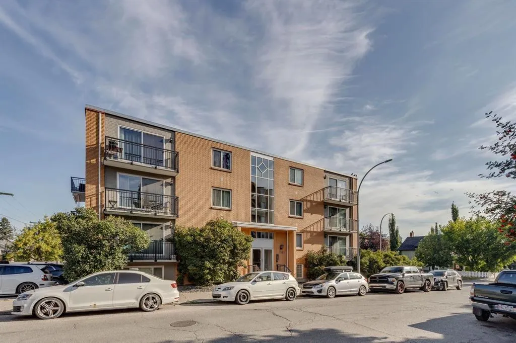 1502 21 Avenue SW, #202
