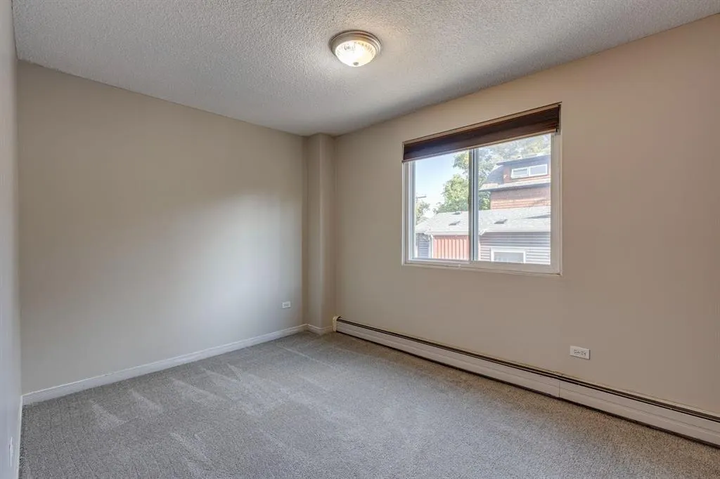 1502 21 Avenue SW, #202