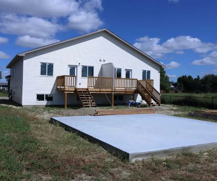443 Henricks Drive