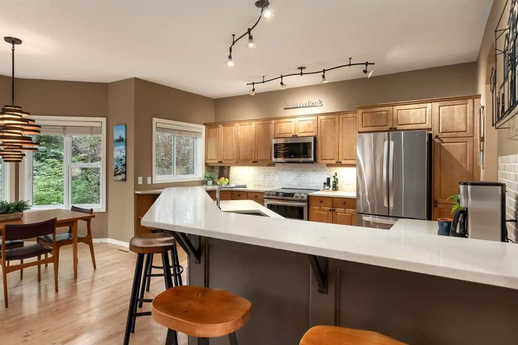 230 Discovery Place SW