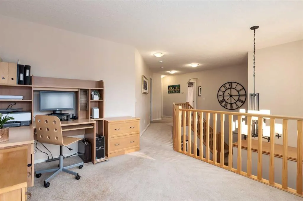 230 Discovery Place SW