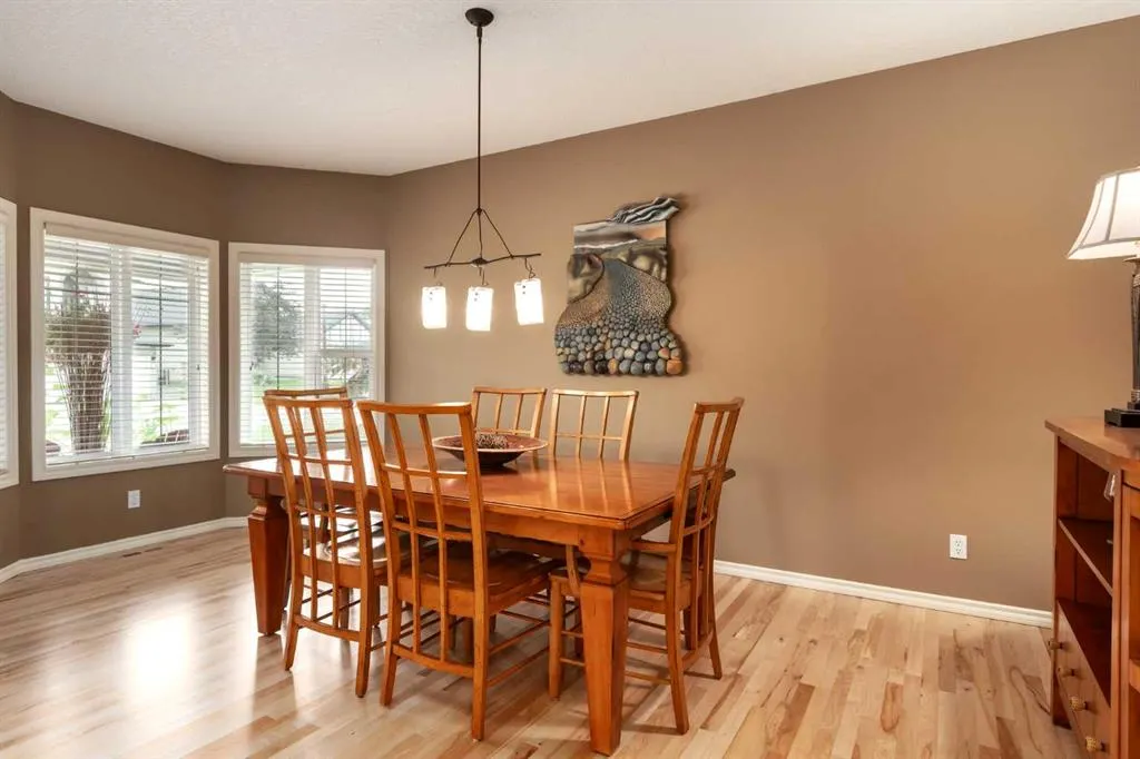 230 Discovery Place SW