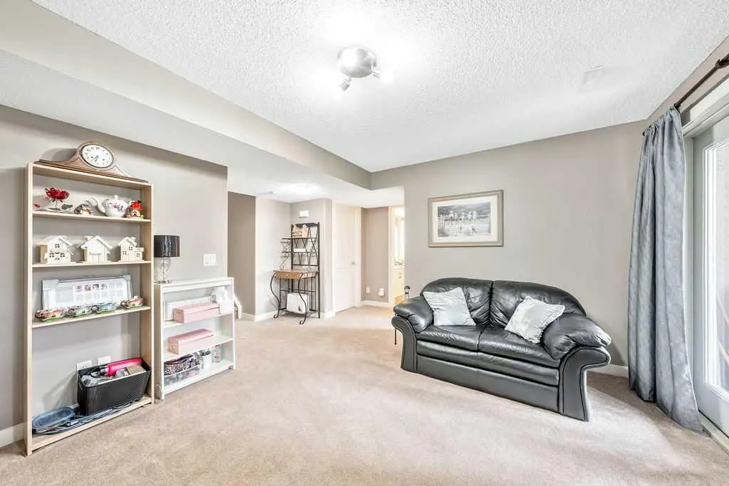 20 Sherwood Rise NW