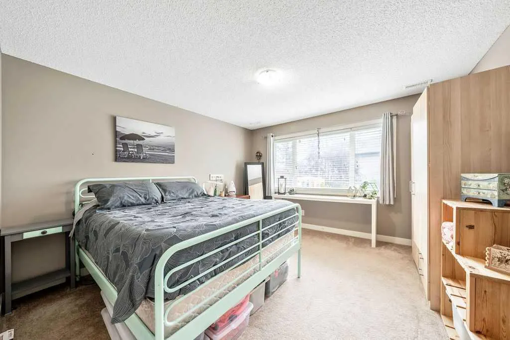 20 Sherwood Rise NW
