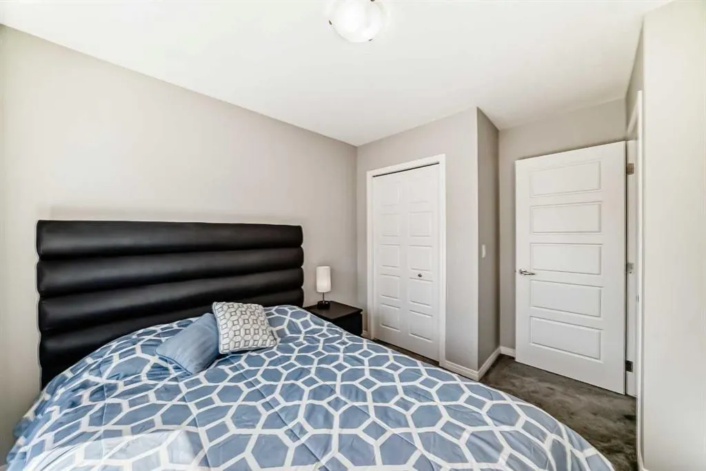 280 Williamstown Close NW, #506