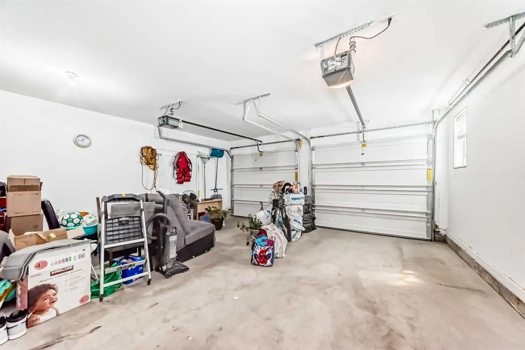 280 Williamstown Close NW, #506