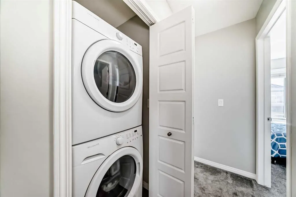 280 Williamstown Close NW, #506
