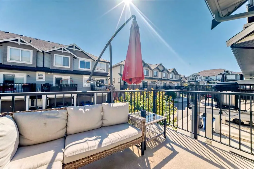 280 Williamstown Close NW, #506