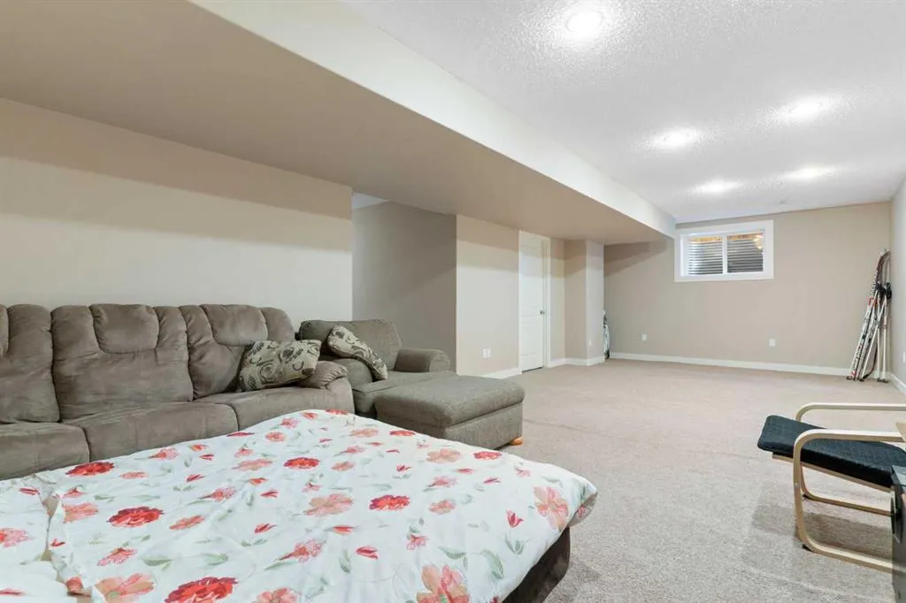 46 Tuscany Glen Way NW