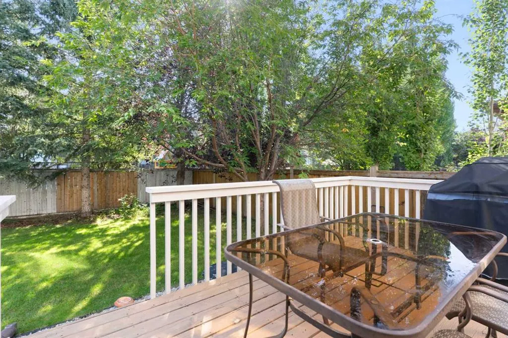46 Tuscany Glen Way NW