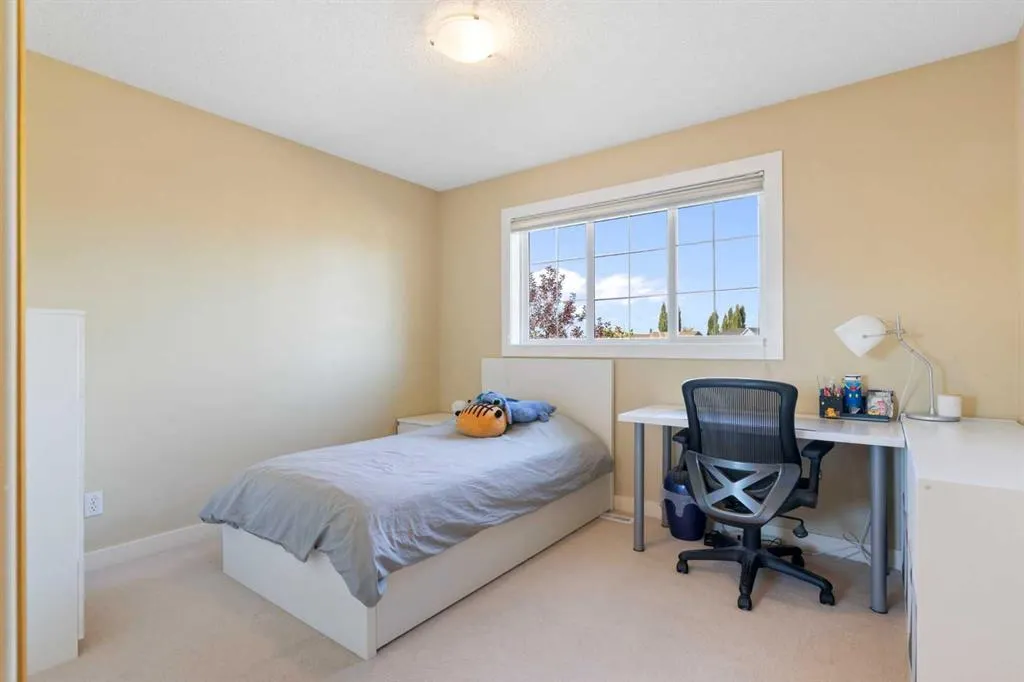 46 Tuscany Glen Way NW