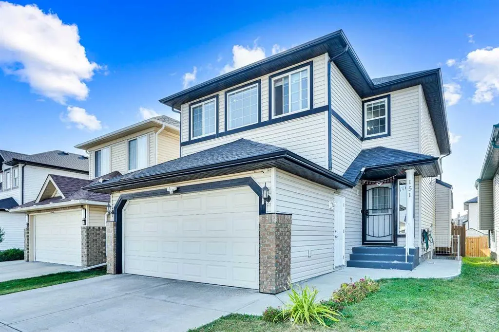 151 Saddlehorn Close NE