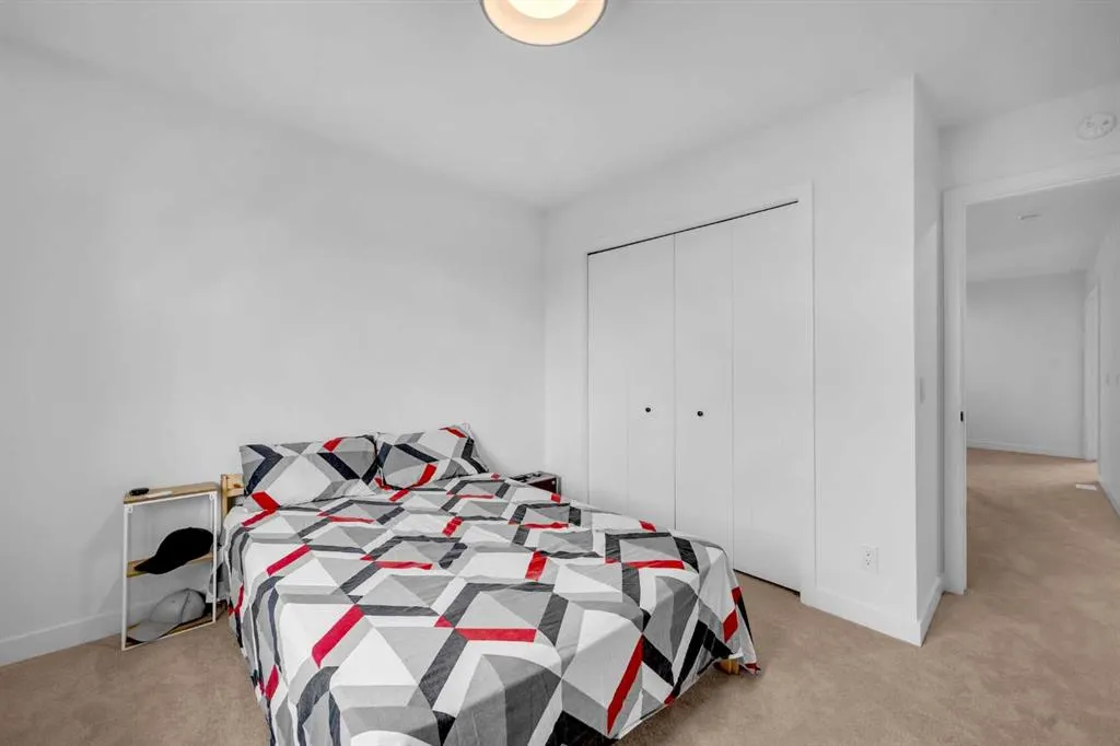 288 Sora Terrace SE