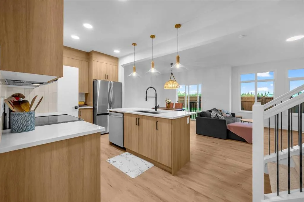 288 Sora Terrace SE