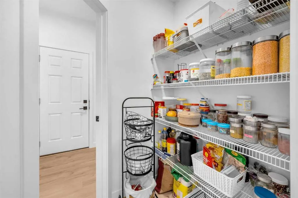 288 Sora Terrace SE