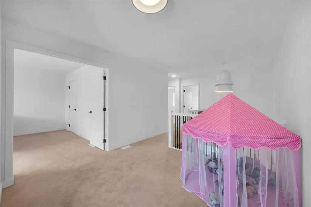 288 Sora Terrace SE