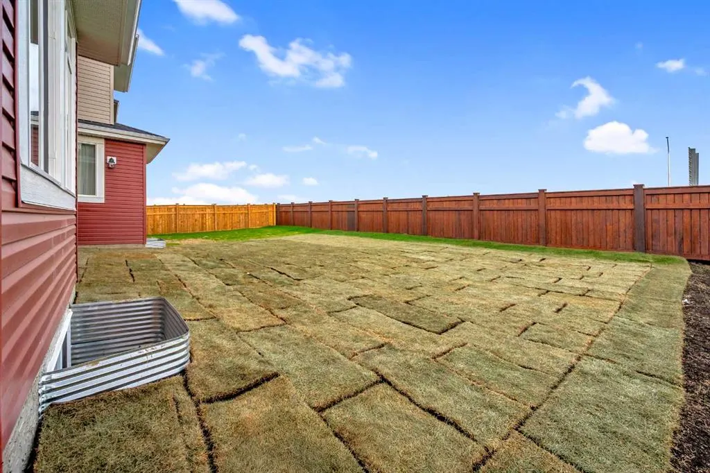 288 Sora Terrace SE
