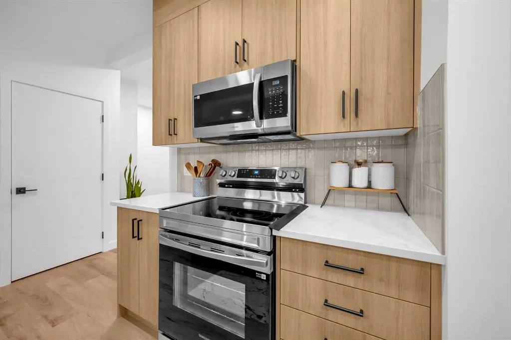 288 Sora Terrace SE