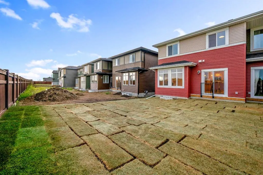 288 Sora Terrace SE