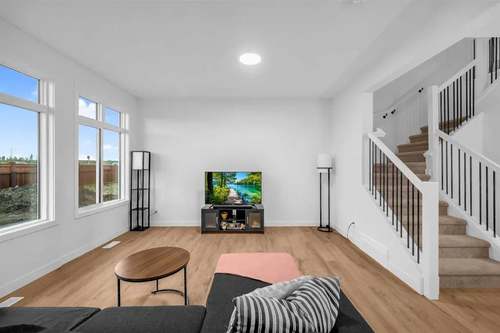 288 Sora Terrace SE