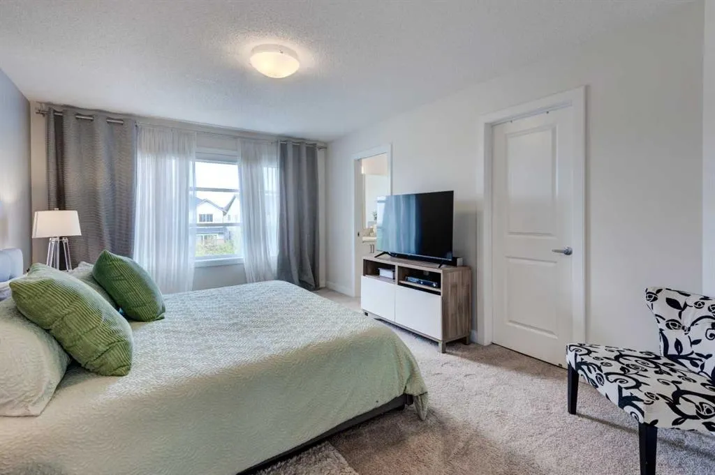 39 Walden Green SE