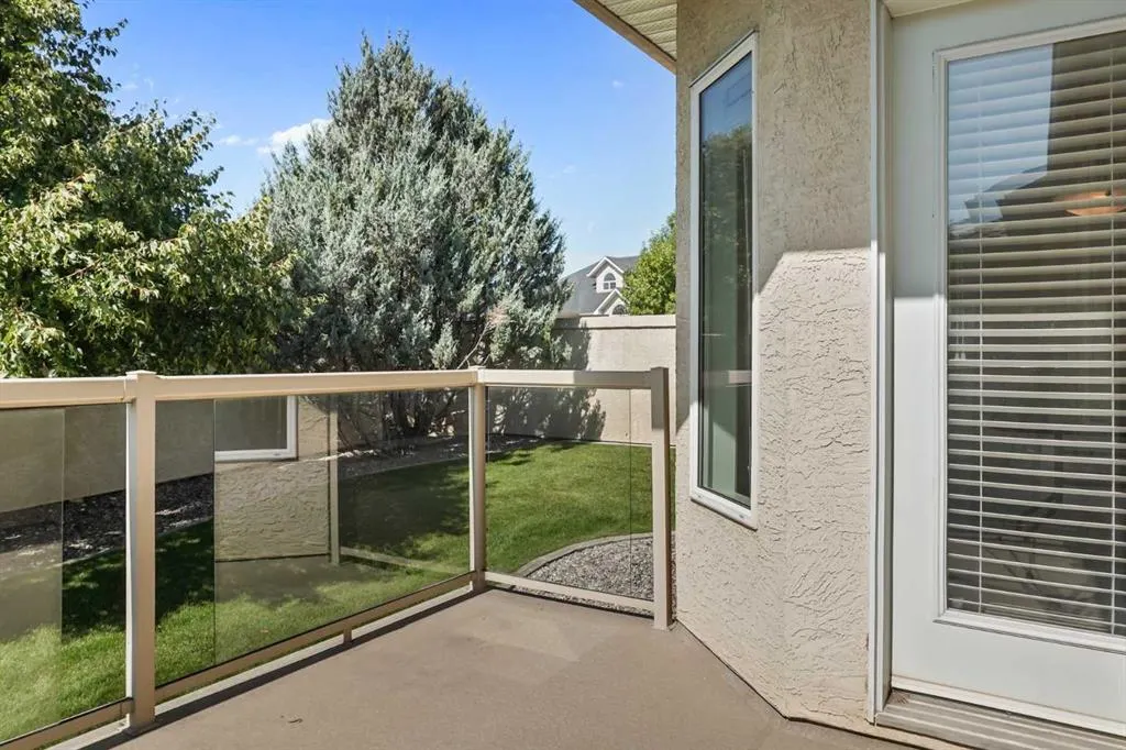240 Heritage Boulevard W, #1