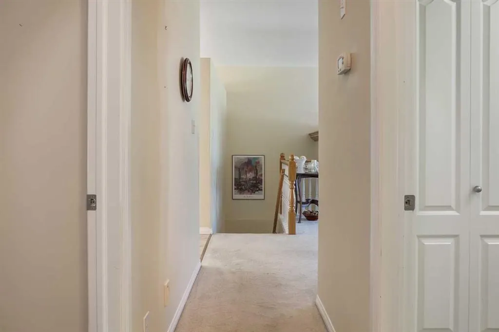 240 Heritage Boulevard W, #1