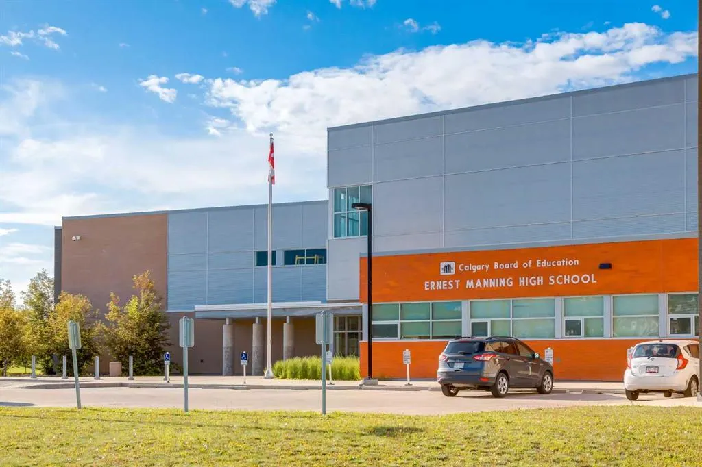 29 Springborough Boulevard SW, #7