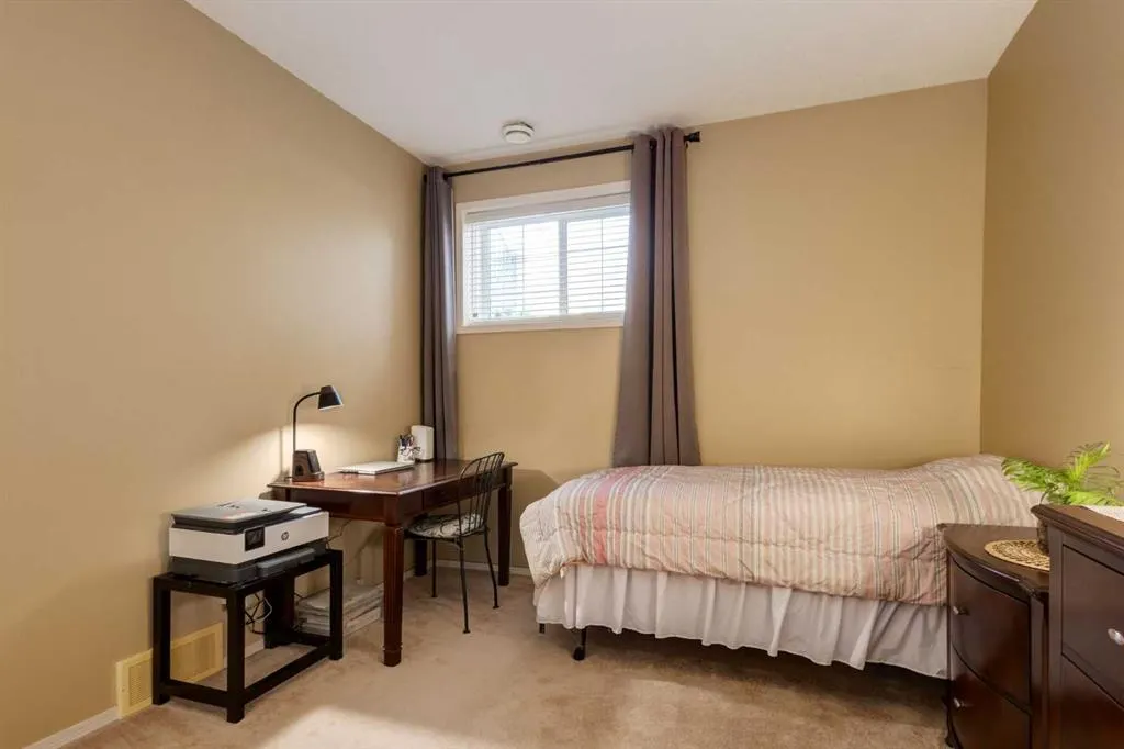 29 Springborough Boulevard SW, #7