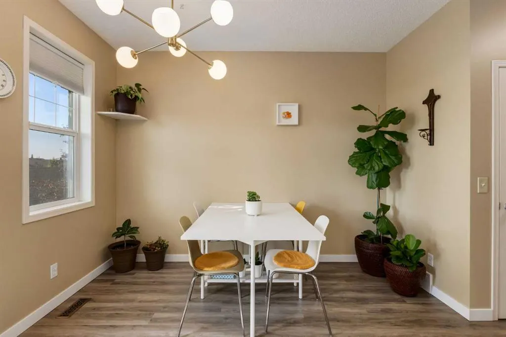 29 Springborough Boulevard SW, #7