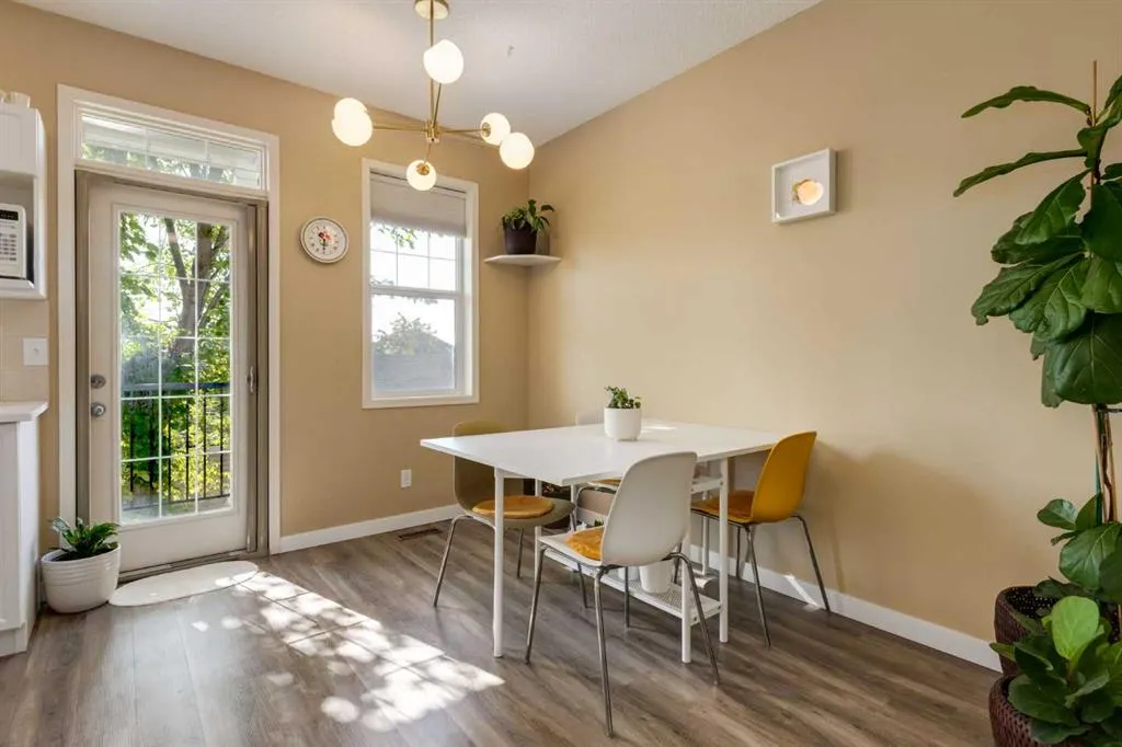 29 Springborough Boulevard SW, #7
