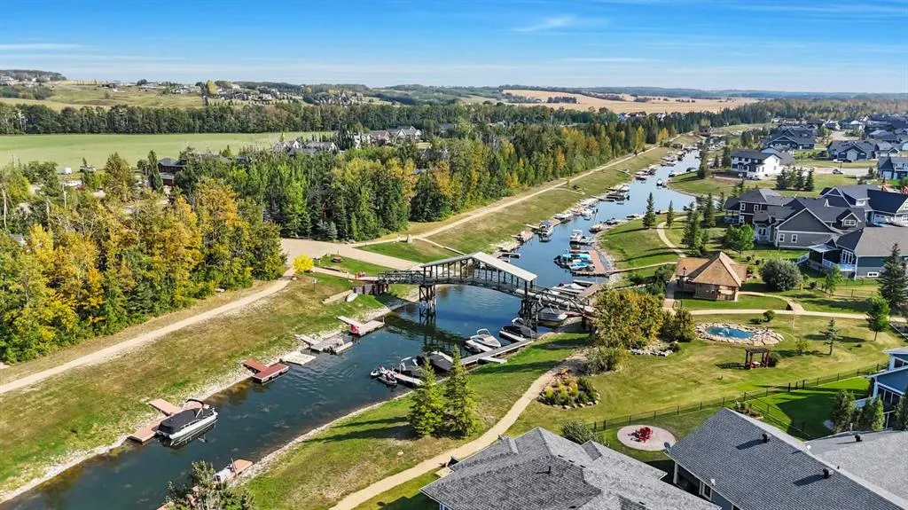 460 Summer Crescent