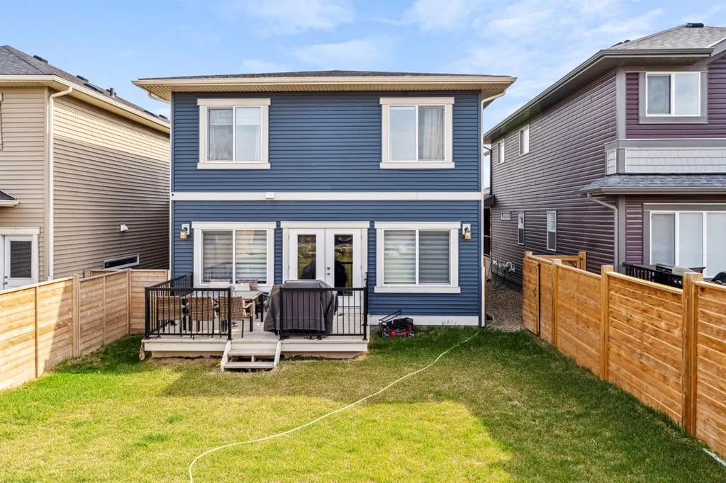 428 Chinook Gate Square