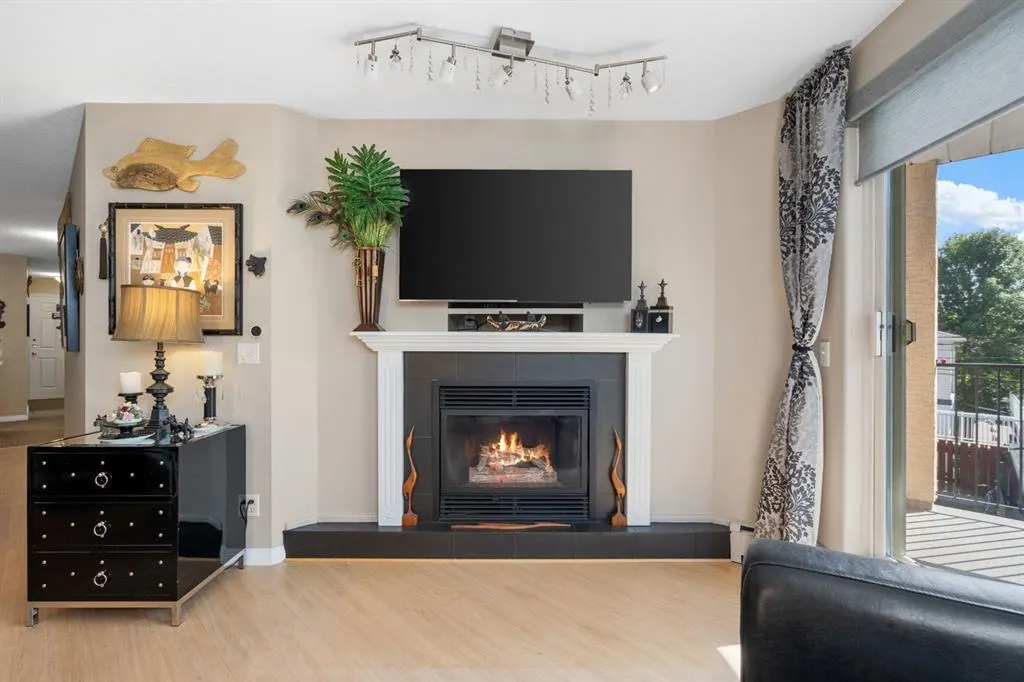 705 56 Avenue SW, #203
