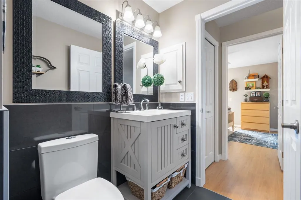 705 56 Avenue SW, #203