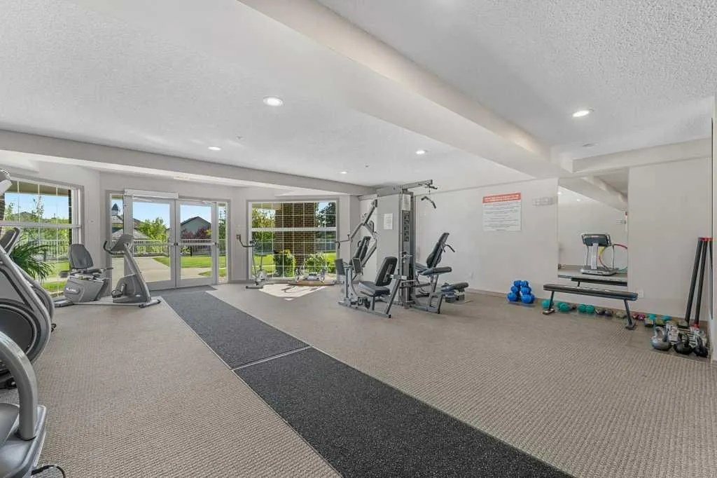 1 Crystal Green Lane, #129