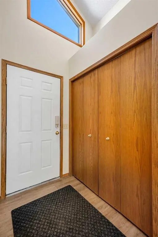 74 Sandringham Way NW