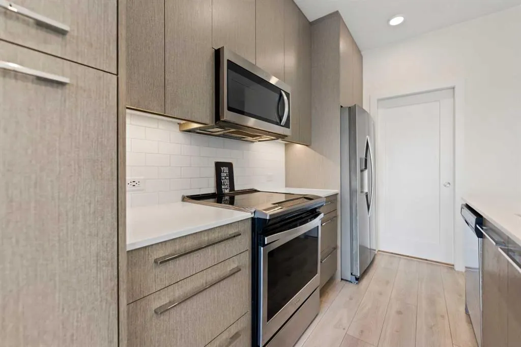 76 cornerstone Passage NE, #1404