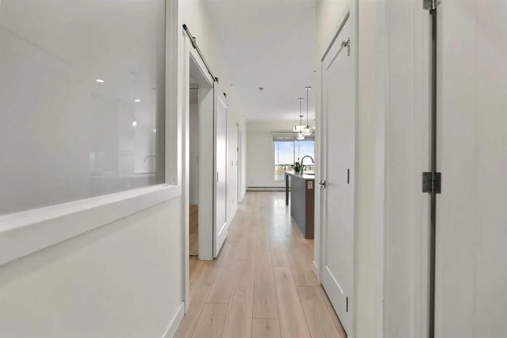 76 cornerstone Passage NE, #1404