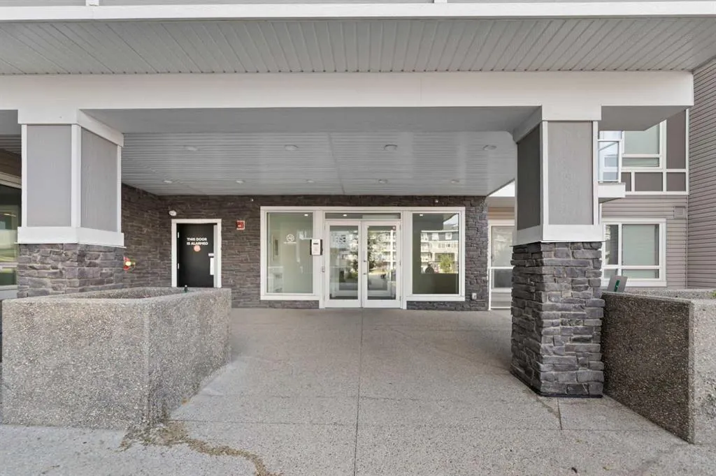 76 cornerstone Passage NE, #1404