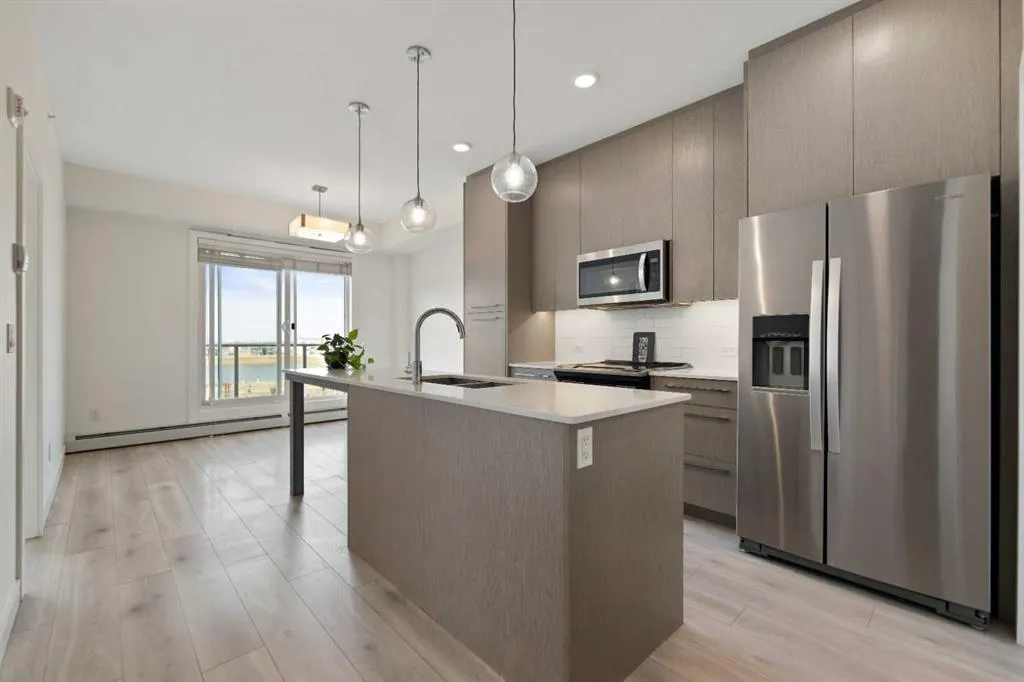 76 cornerstone Passage NE, #1404