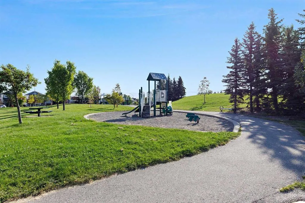 128 Everglen Road SW
