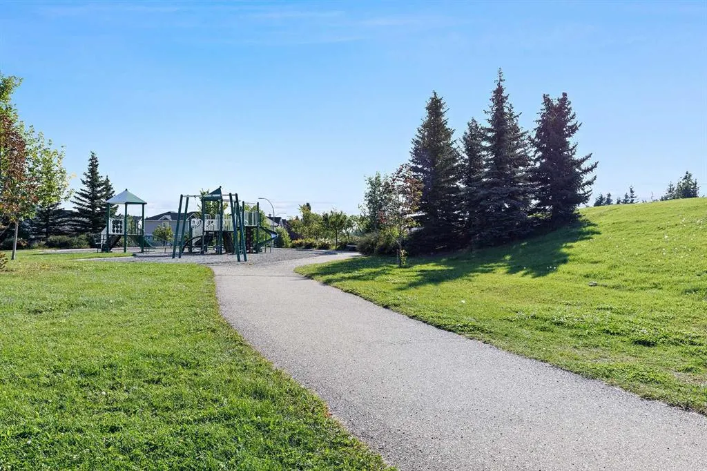 128 Everglen Road SW