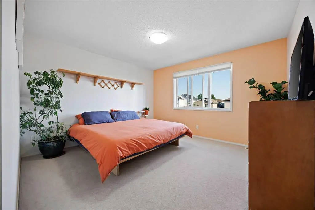 128 Everglen Road SW